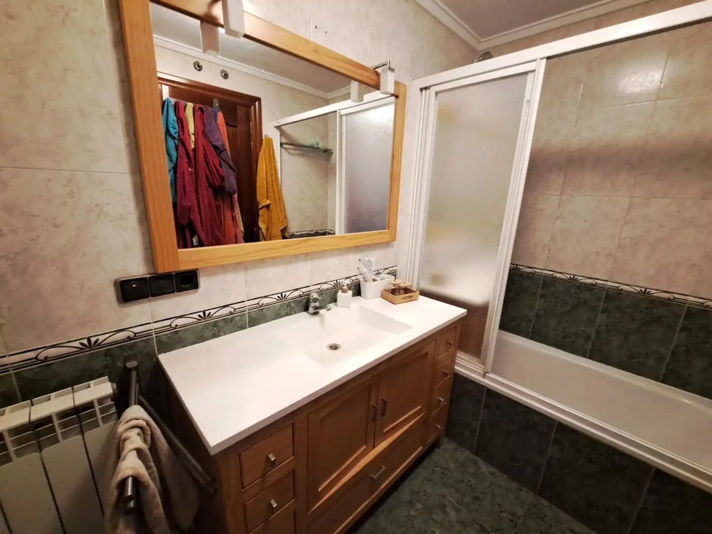 Baño de Piso en venta en Haro con Calefacción, Terraza y Trastero