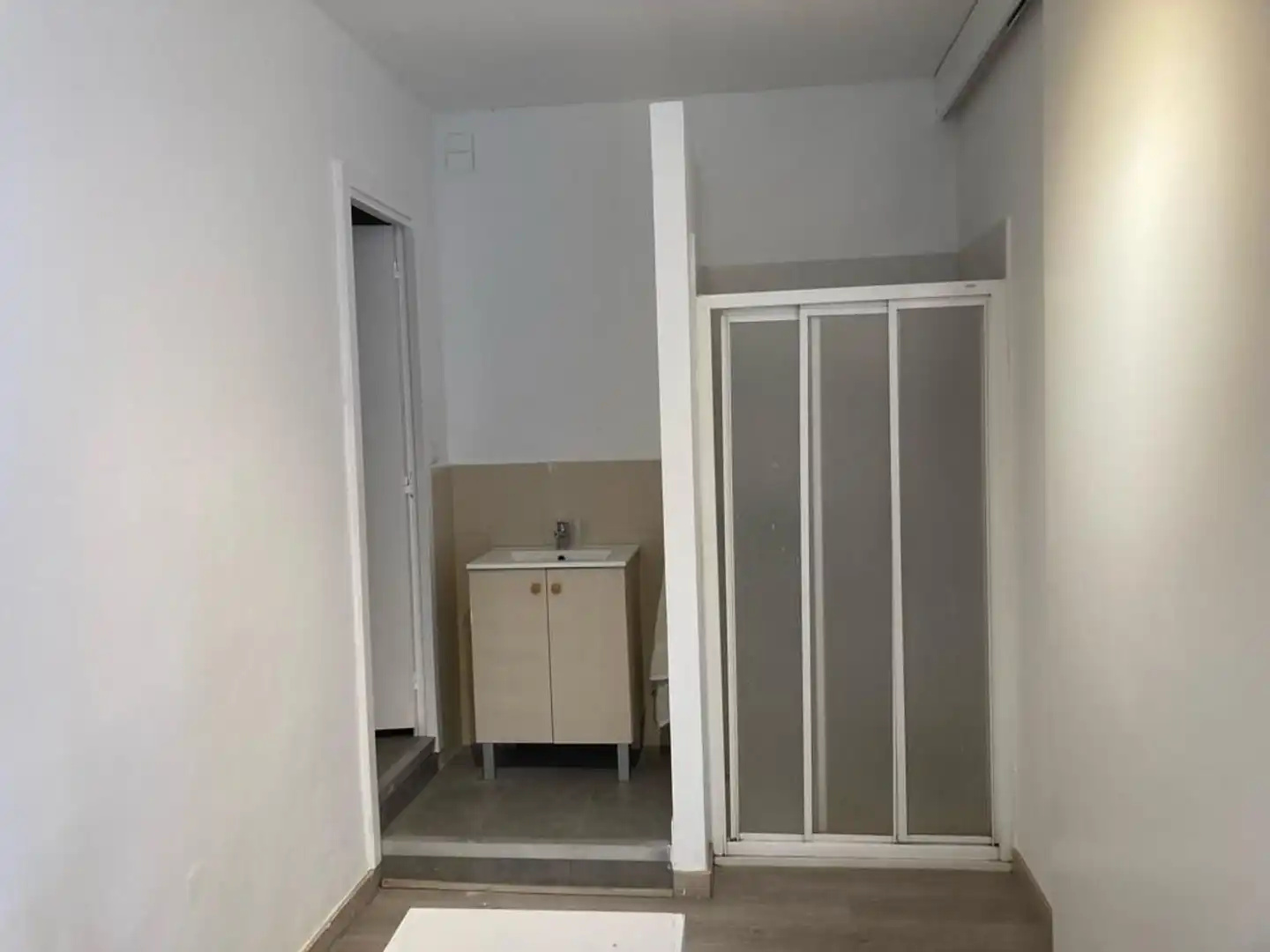 Bathroom of Industrial buildings for rent in Mataró