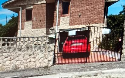 Casa o xalet en venda a Calle D Hidesilla, Valle de Losa