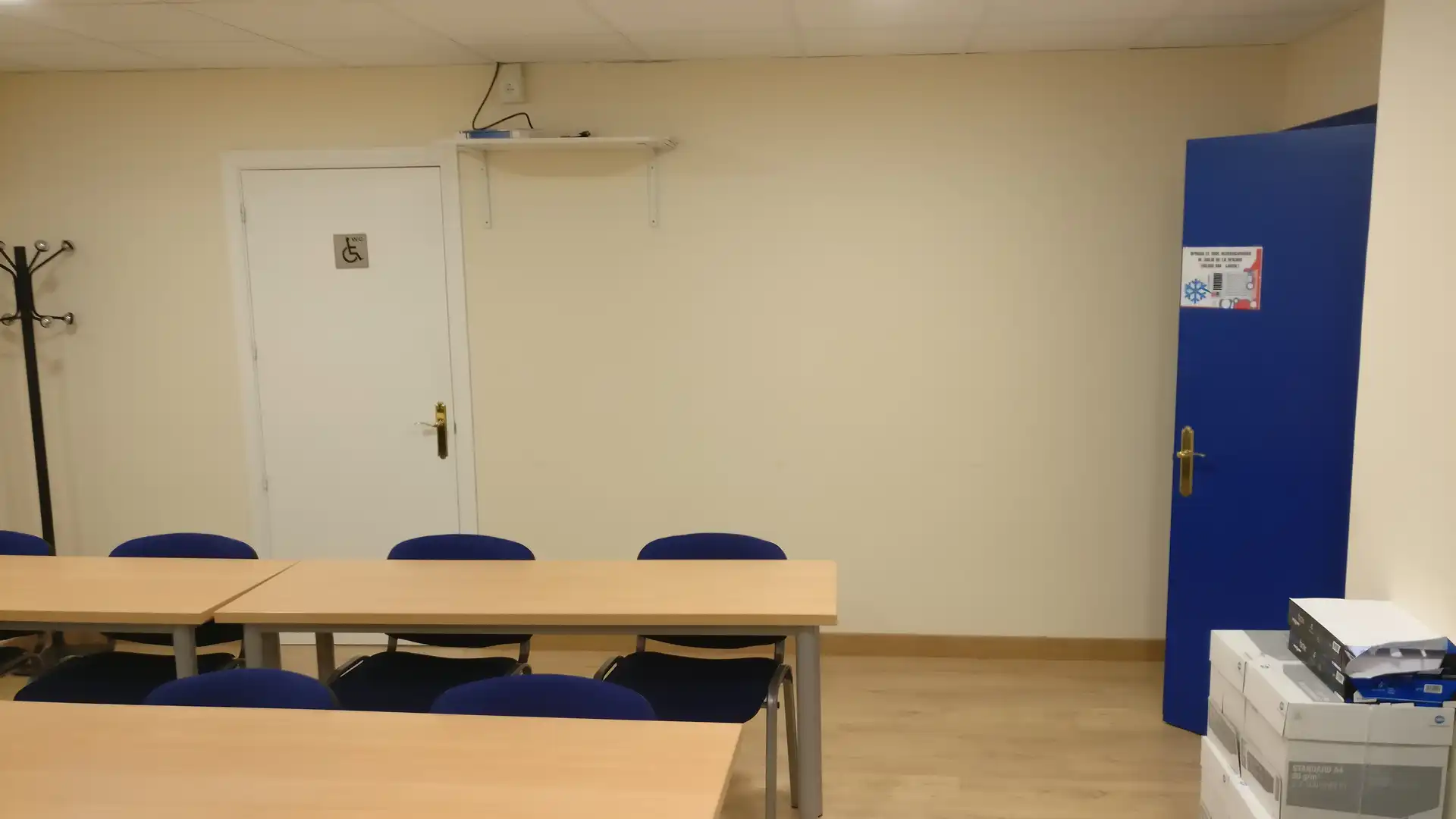 Büro zum Verkauf in Toledo mit Klimaanlage, Heizung und Abstellraum