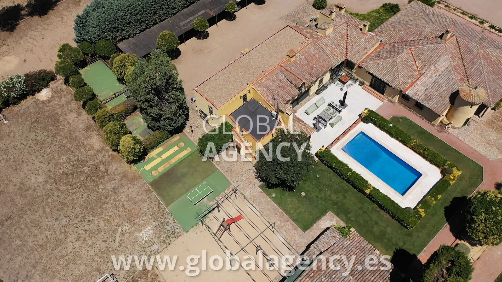 Jardí de Finca rústica en venda en Chinchón amb Aire condicionat, Calefacció i Jardí privat