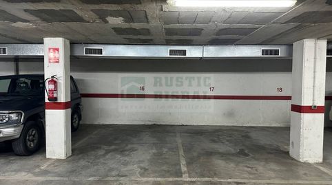 Plaza de parking en venta junto a servicios y zonas escolares en La Bisbal