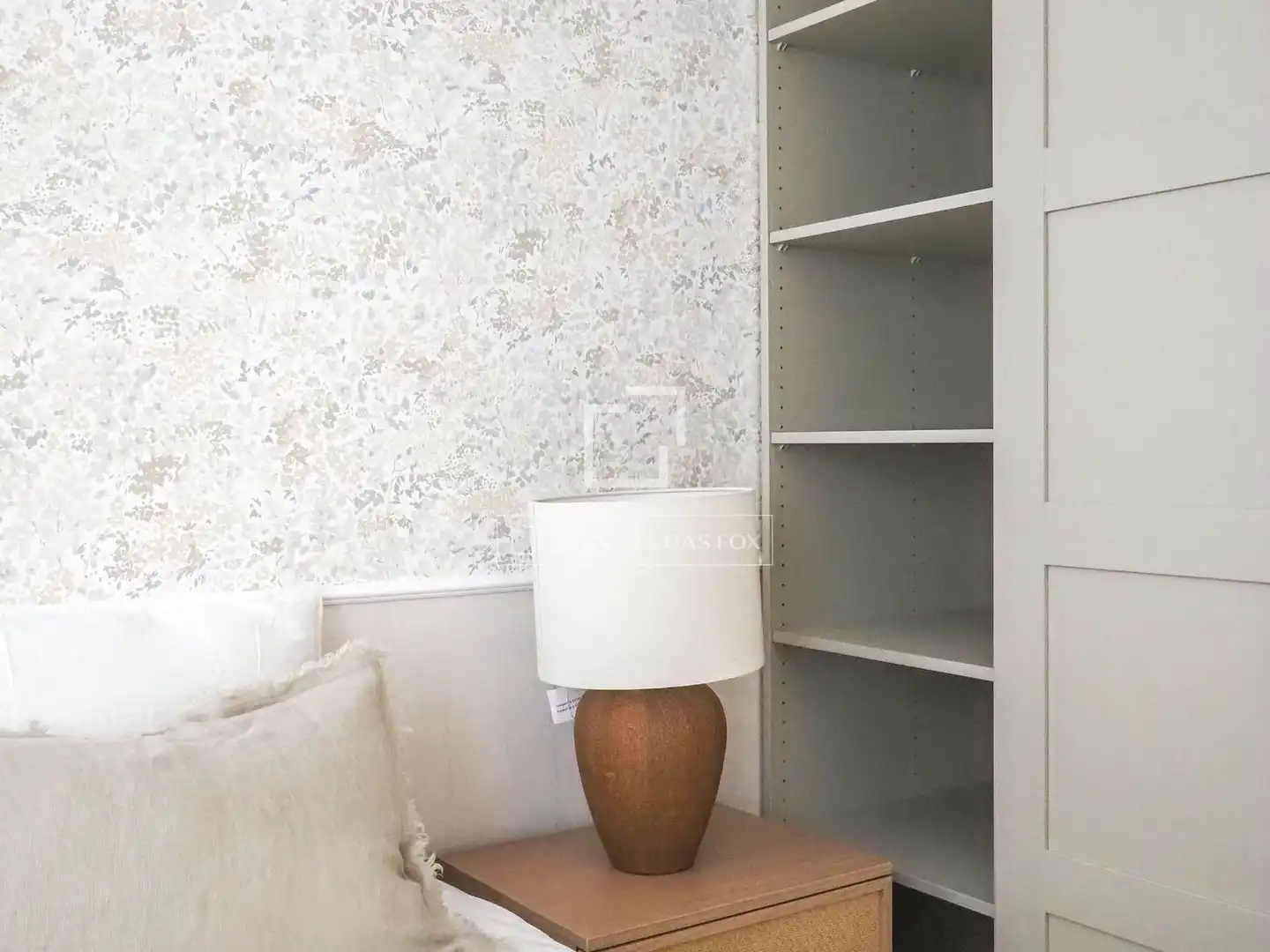 Schlafzimmer von Wohnung zum Verkauf in Madrid mit Klimaanlage, Möbliert und Balkon