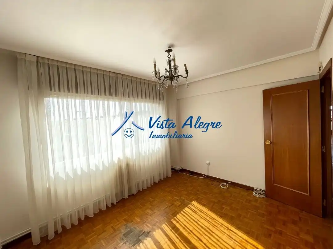 Sala de estar de Piso en venta en Haro con Calefacción, Terraza y Trastero
