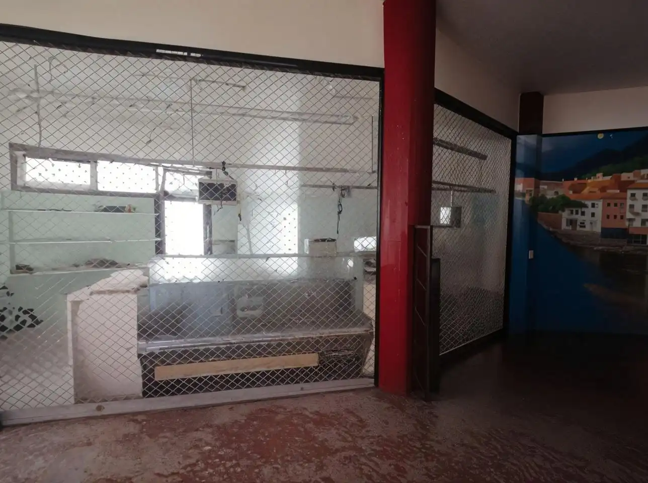 Local comercial en venda a Marinel Kalea