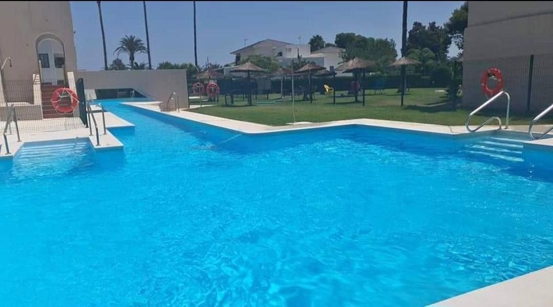 Piscina de Apartament en venda en Sotogrande amb Piscina comunitària