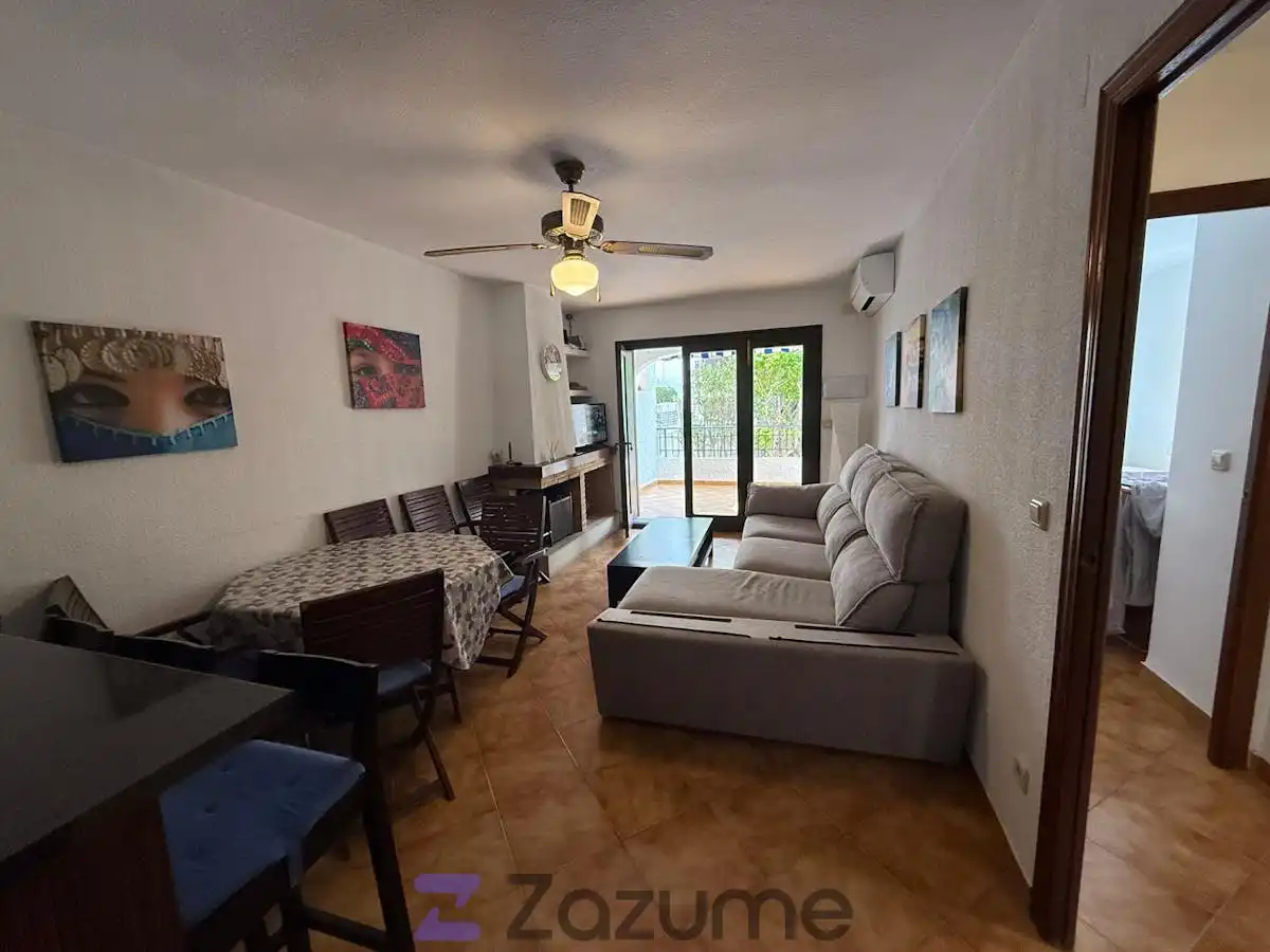 Wohnzimmer von Einfamilien-Reihenhaus zur Miete in Orihuela mit Privatgarten, Schwimmbad und Möbliert