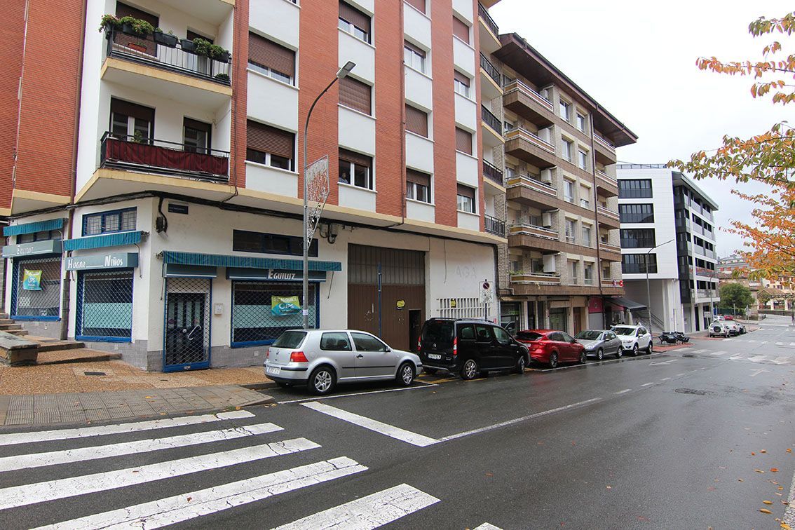 Vista exterior de Local en venta en Amurrio