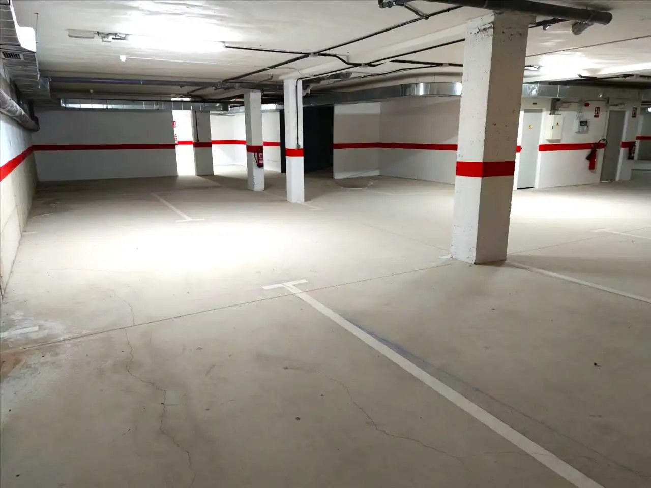 Garage for sale in DONANTES DE SANGRE, Agoncillo