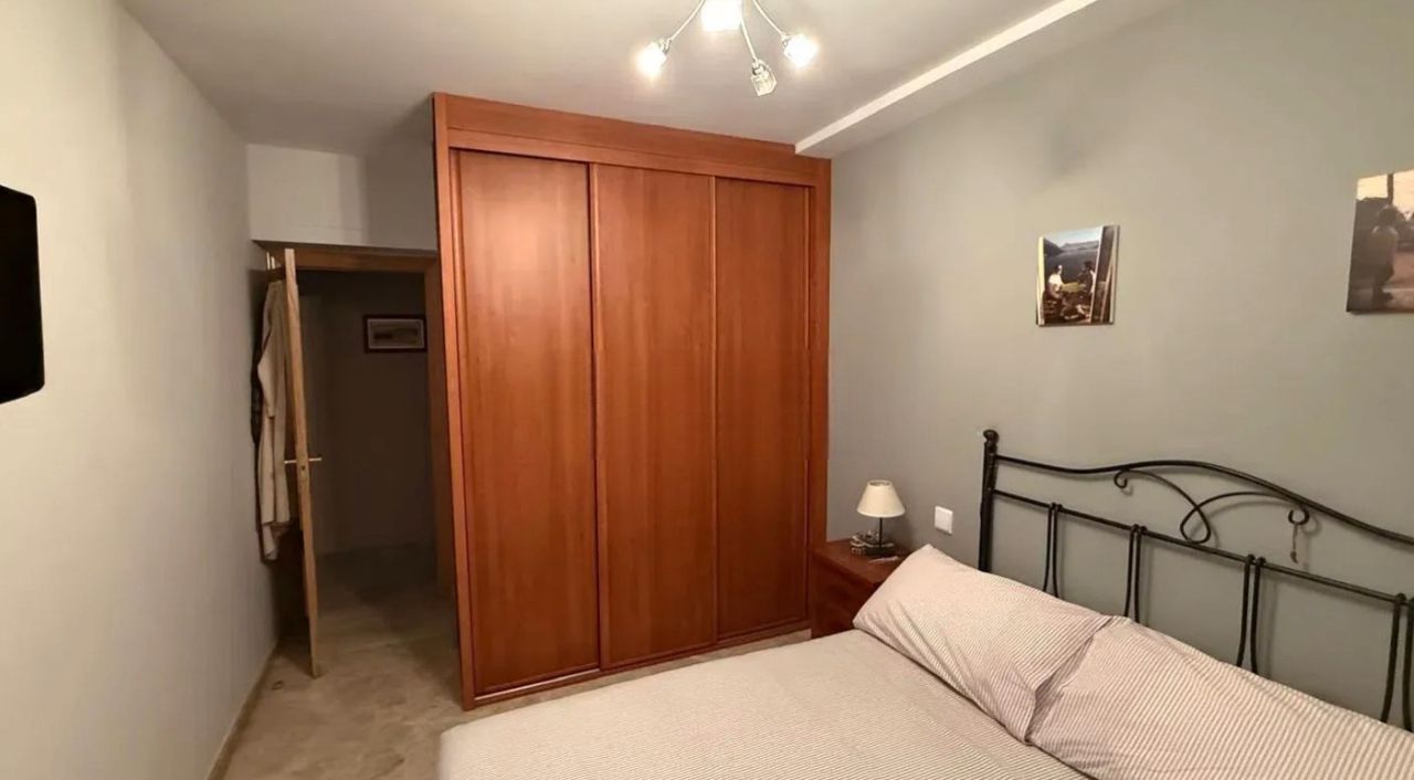 Dormitori de Pis en venda en Málaga Capital amb Terrassa