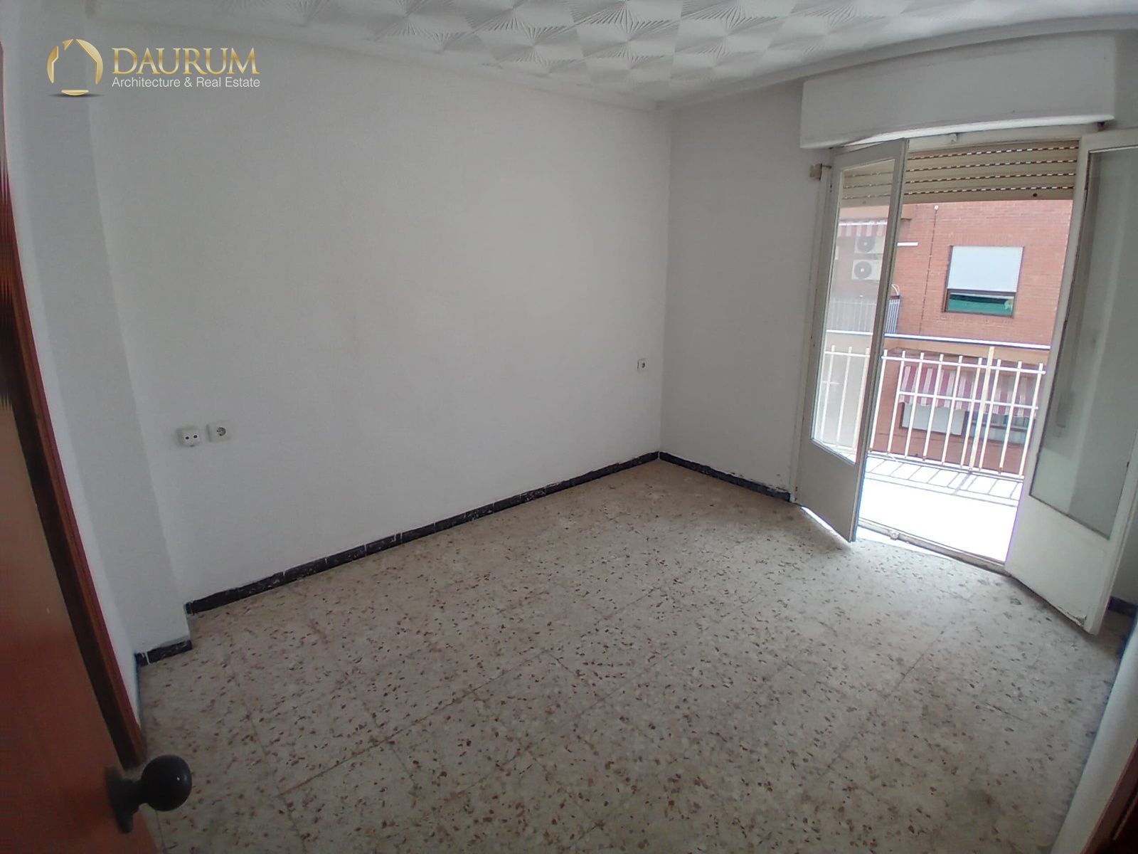 Sala d'estar de Pis en venda en Elche / Elx amb Calefacció, Jardí privat i Terrassa