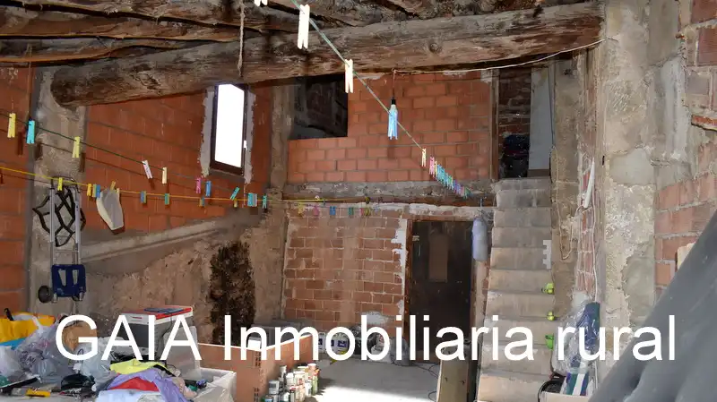 Casa adosada en venda en Maella