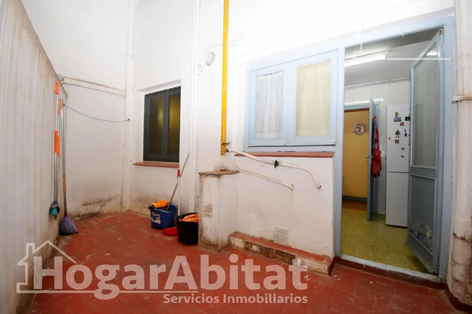 Piso en venta en Valencia con Aire acondicionado, Terraza y Trastero