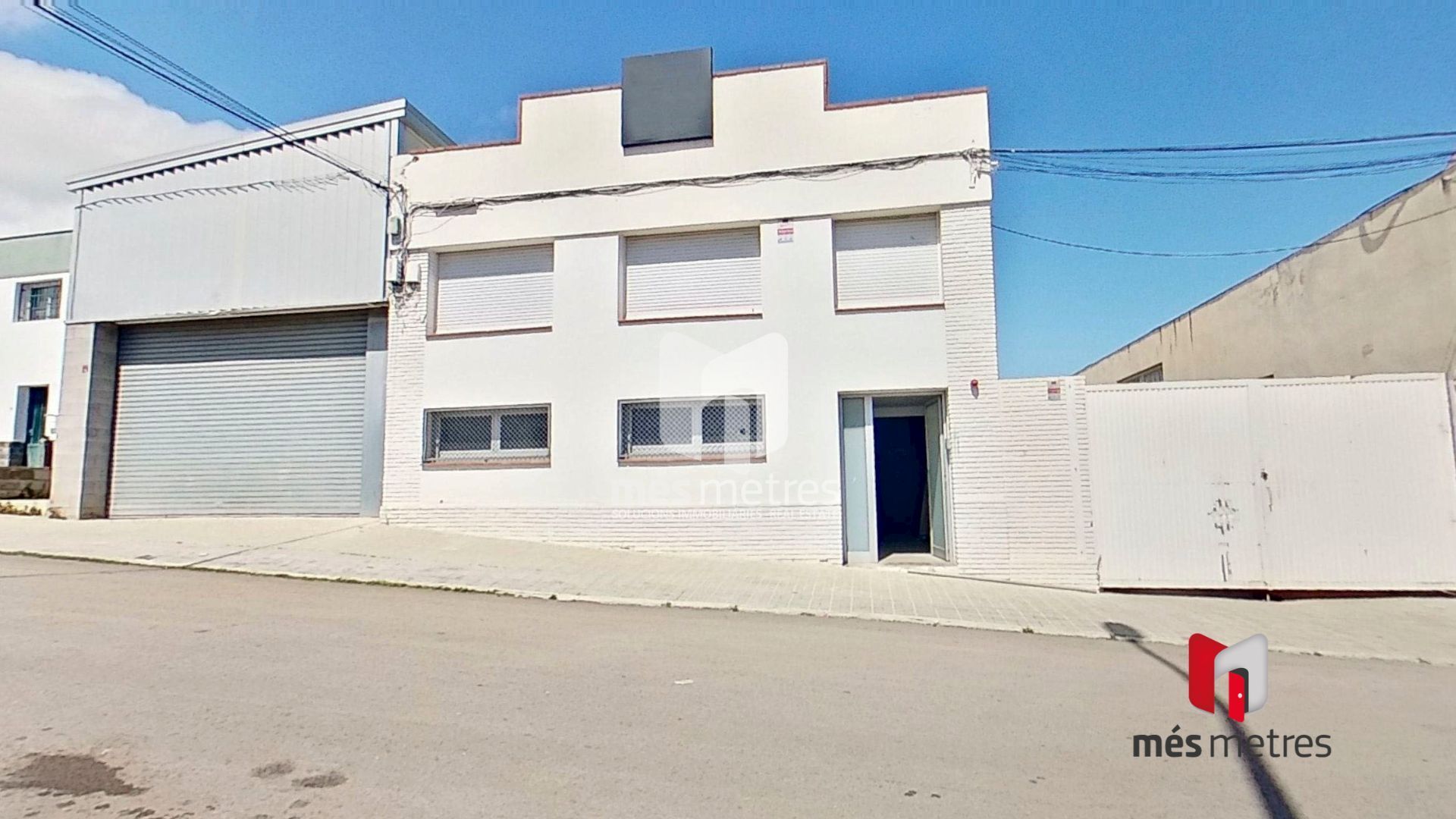 Vista exterior de Nau industrial en venda en Premià de Dalt