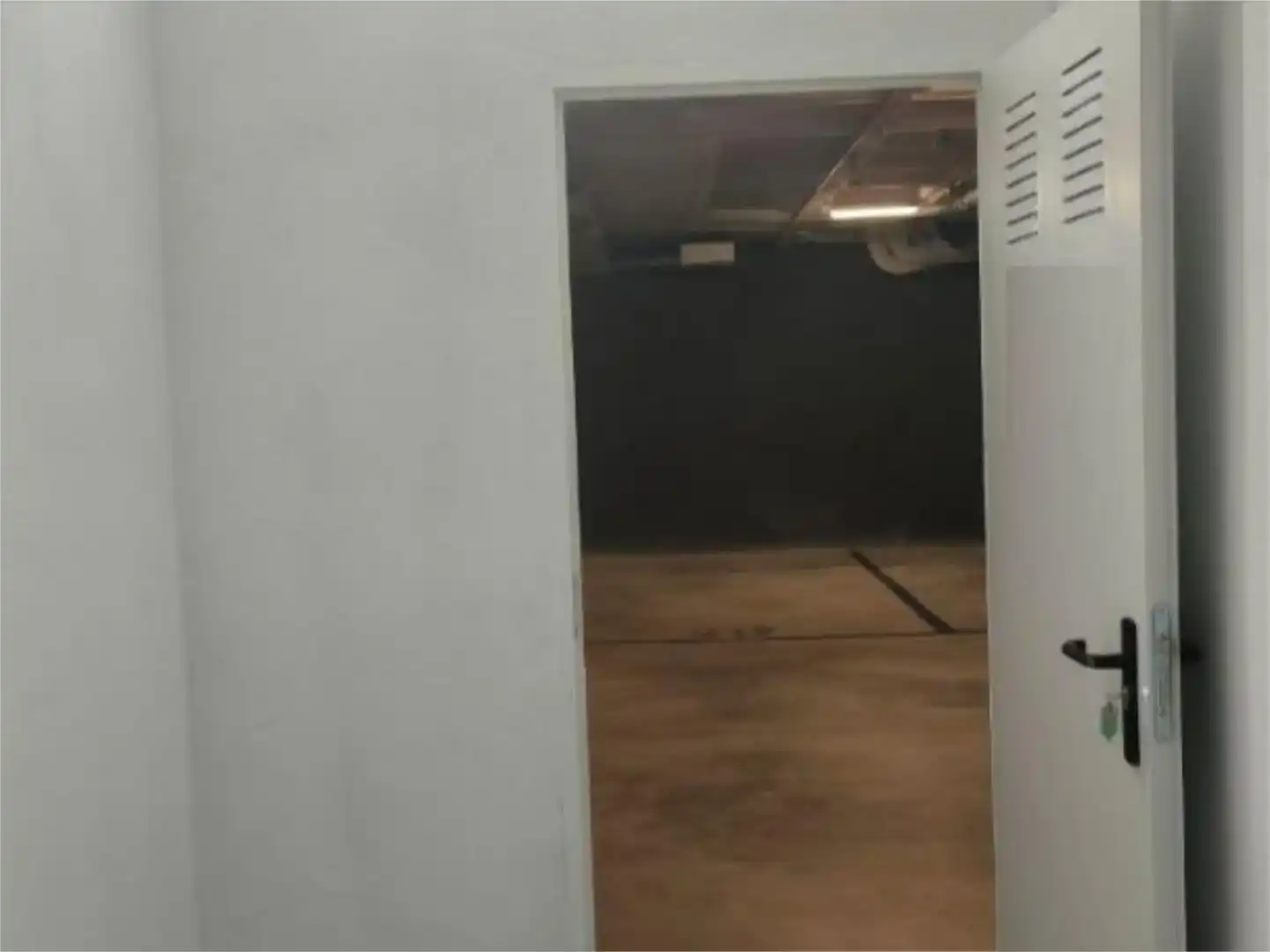 Storage room for sale in Valencia