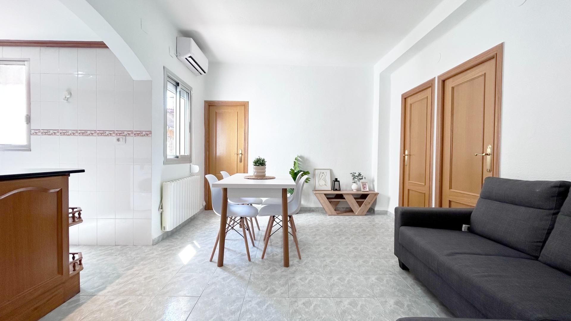 Wohnzimmer von Wohnungen miete in Burriana / Borriana mit Klimaanlage und Heizung