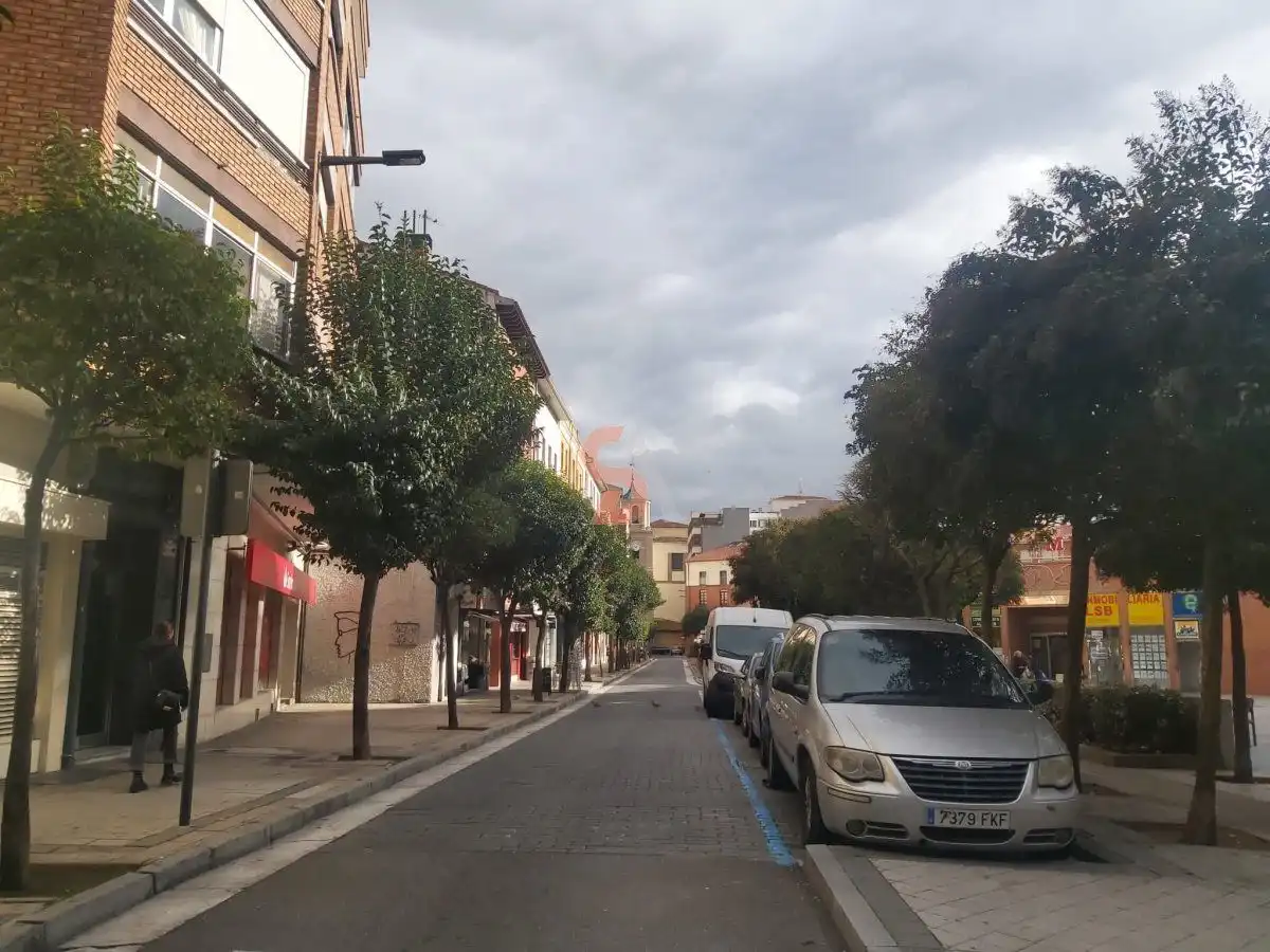 Exterior view of Commercial properties for rent in Valladolid