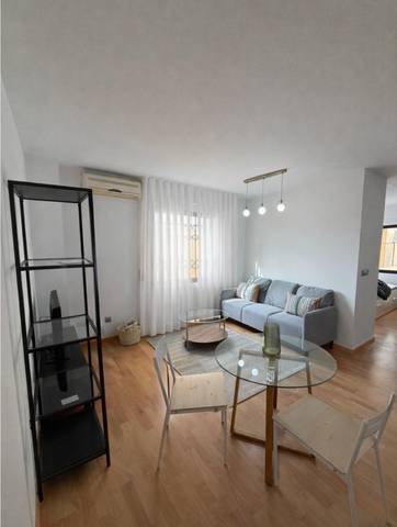 Apartamento en Alquiler en Pueblo