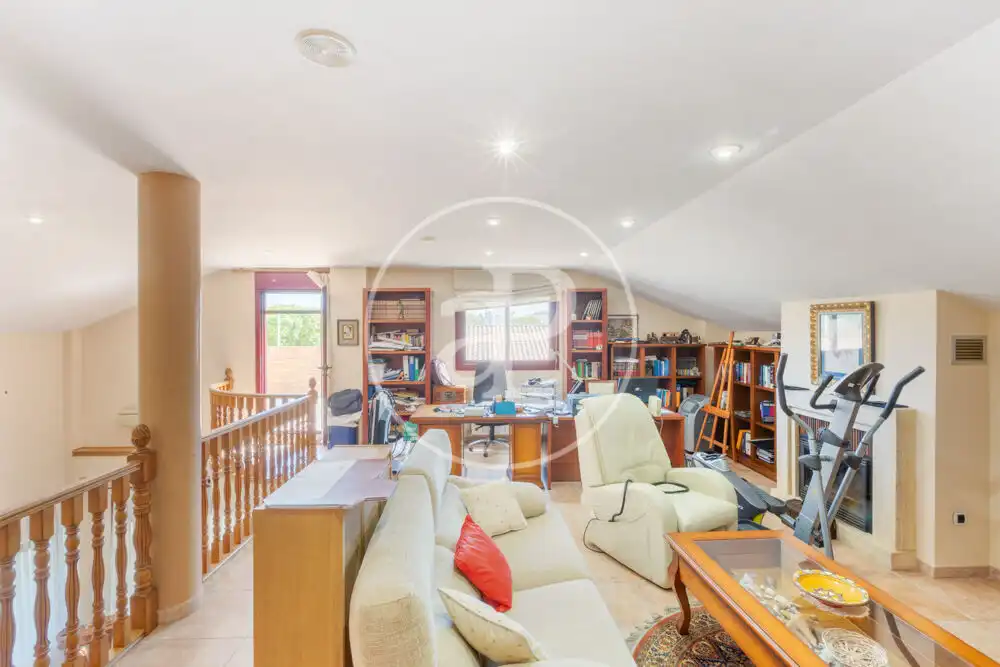 Casa o chalet en venta en Sagunto / Sagunt con Aire acondicionado, Calefacción y Jardín privado