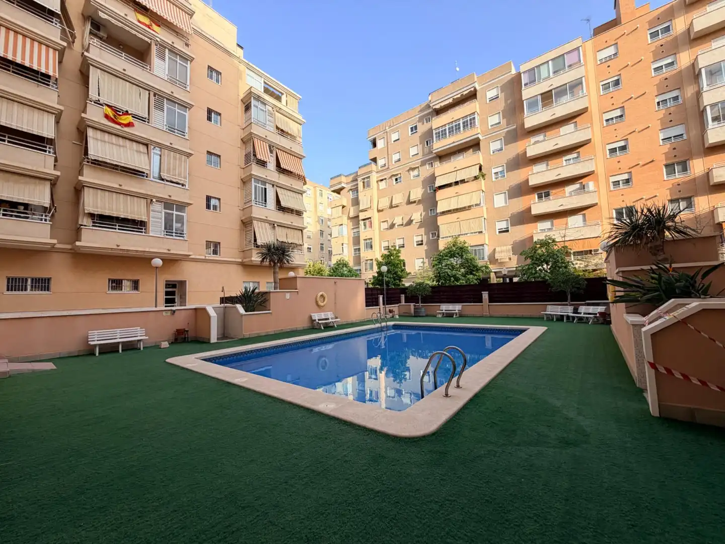 Piscina de Pis en venda en Elche / Elx amb Aire condicionat, Calefacció i Terrassa