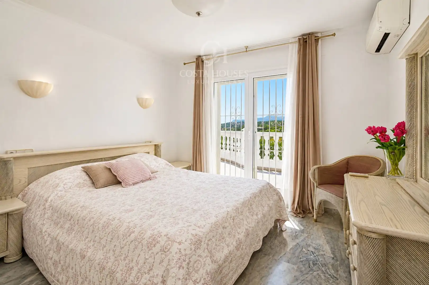 Dormitori de Casa o xalet en venda en Moraira amb Aire condicionat, Calefacció i Jardí privat