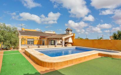 Swimming pool of House or chalet for sale in Torrevieja  with Air Conditioner, Terrace and Swimming Pool