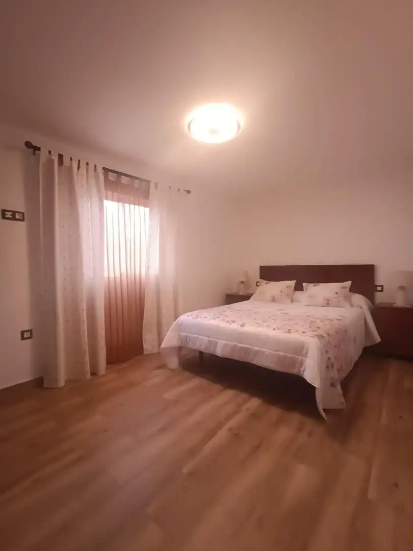 Terraced house with garden to rent in Carretera PISTA A LA CORONA, imagen 7