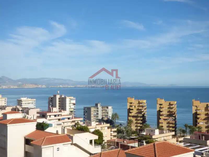 Apartments for rent in Calle Málaga, Los Arenales del Sol
