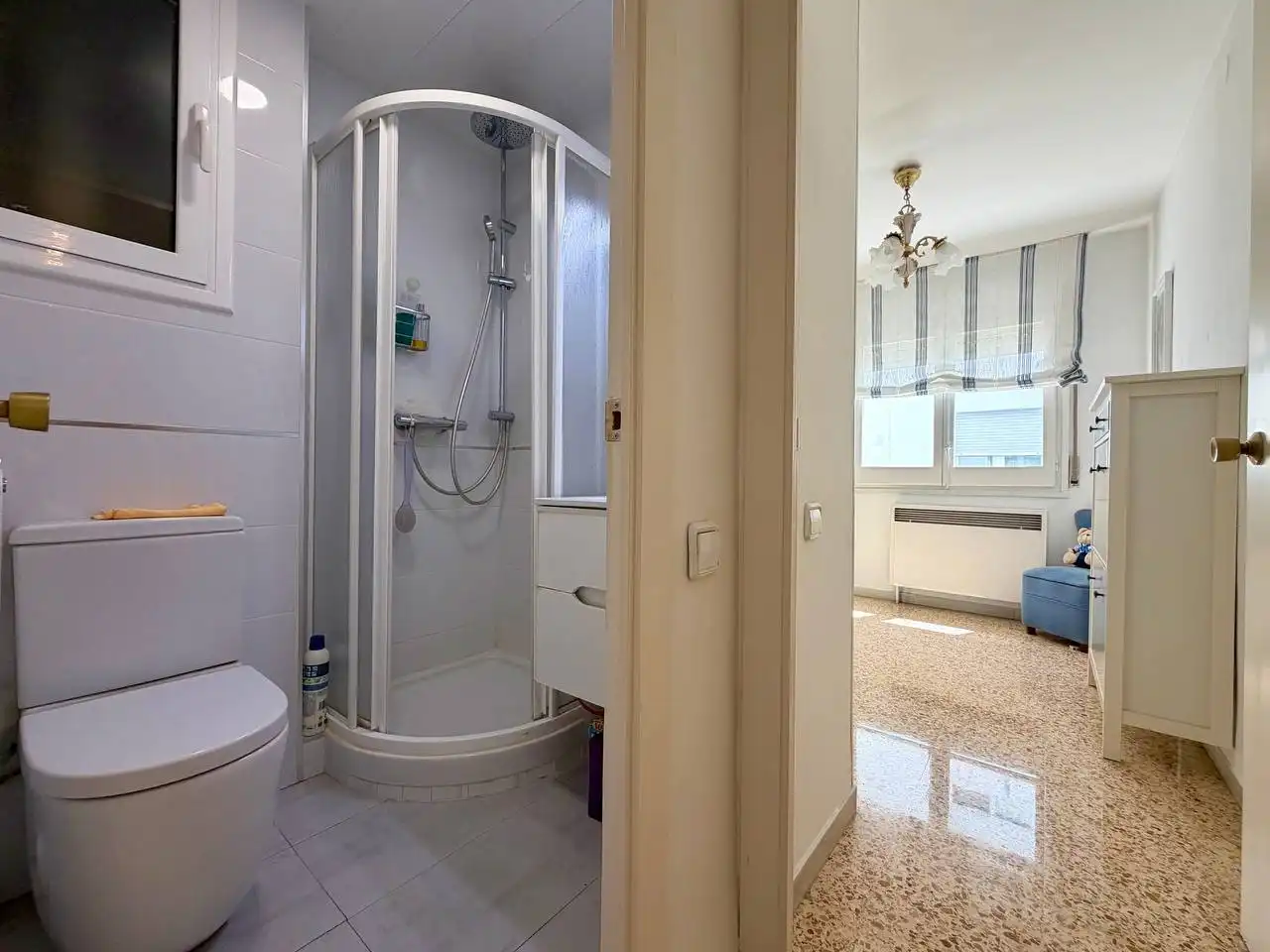 Baño de Piso en venta en Barcelona con Aire acondicionado, Amueblado y Balcón