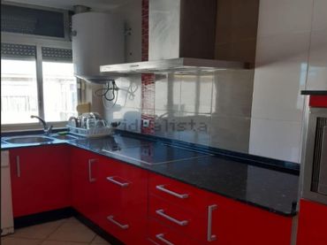 Piso con balcón en venta en Calle San Ignacio