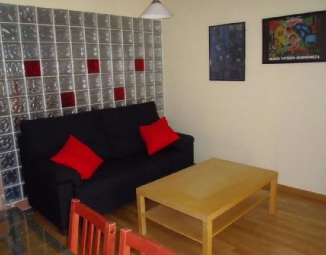Sala de estar de Piso en venta en  Madrid Capital con Aire acondicionado