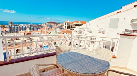 Foto 2 de Ático en venta en Los Cristianos, Arona