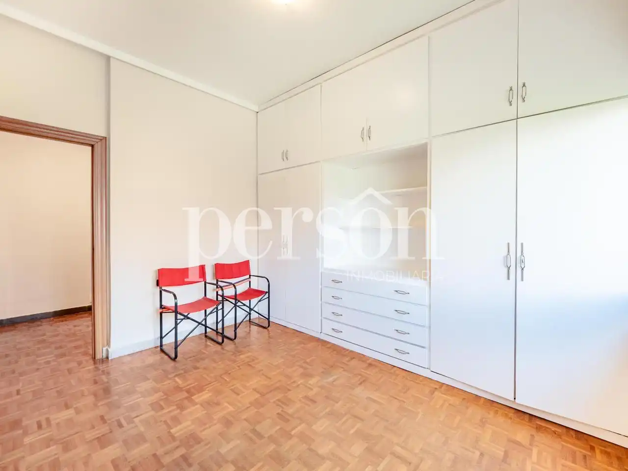 Bedroom of Flat for sale in Valencia  with Parquet flooring and Balcony