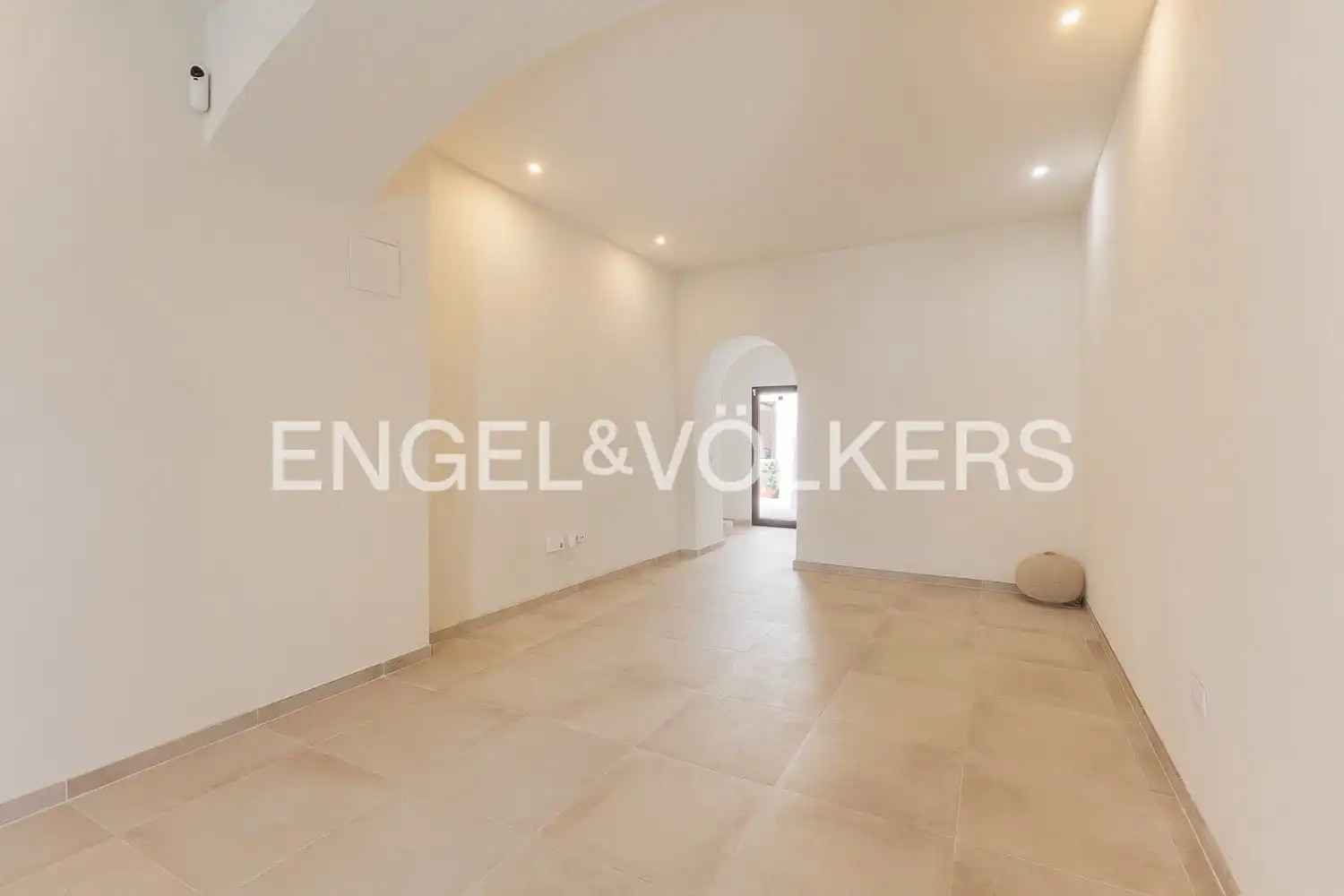 Casa adosada en venta en Náquera con Calefacción, Parquet y Terraza