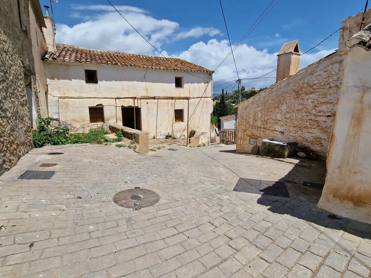 Außenansicht von Country house zum Verkauf in Viñuela