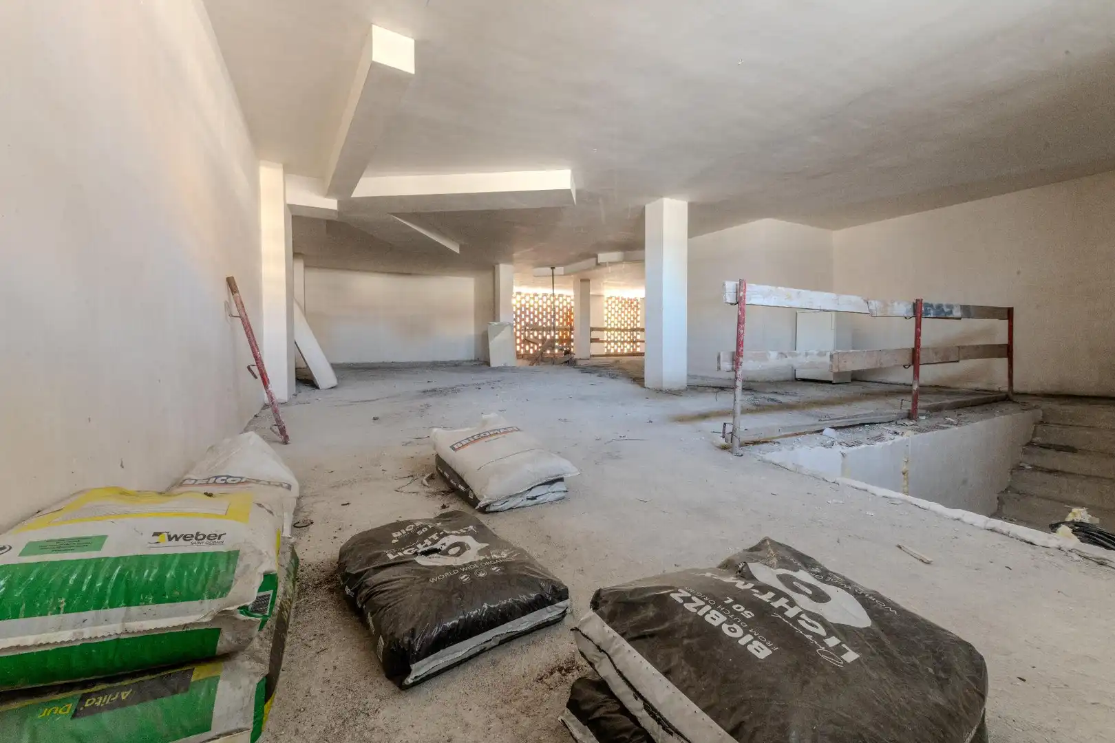 Business premises to rent in Centre - Sant Oleguer, imagen 7
