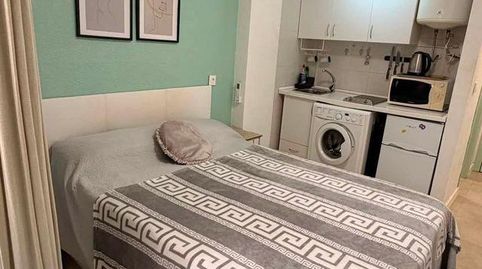 Un estudio reformado y equipado en Torrevieja