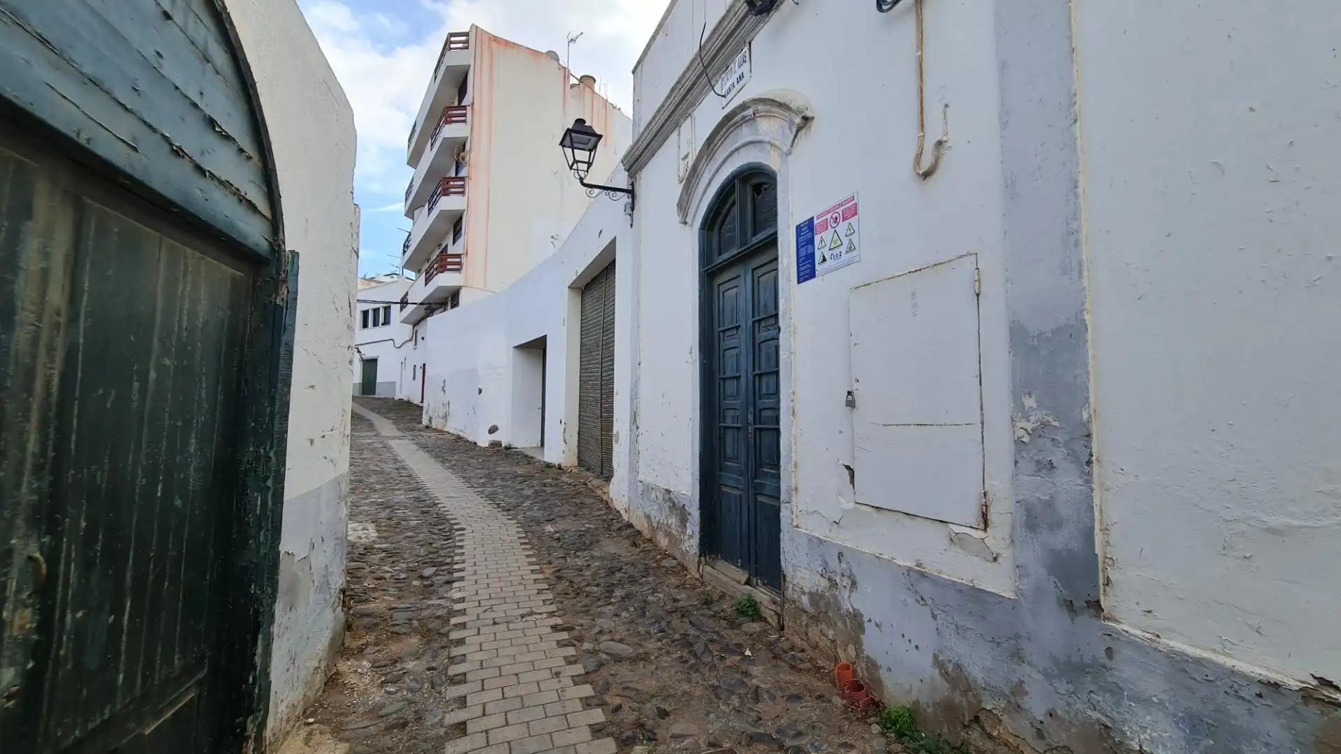 Vista exterior de Local en venta en Telde