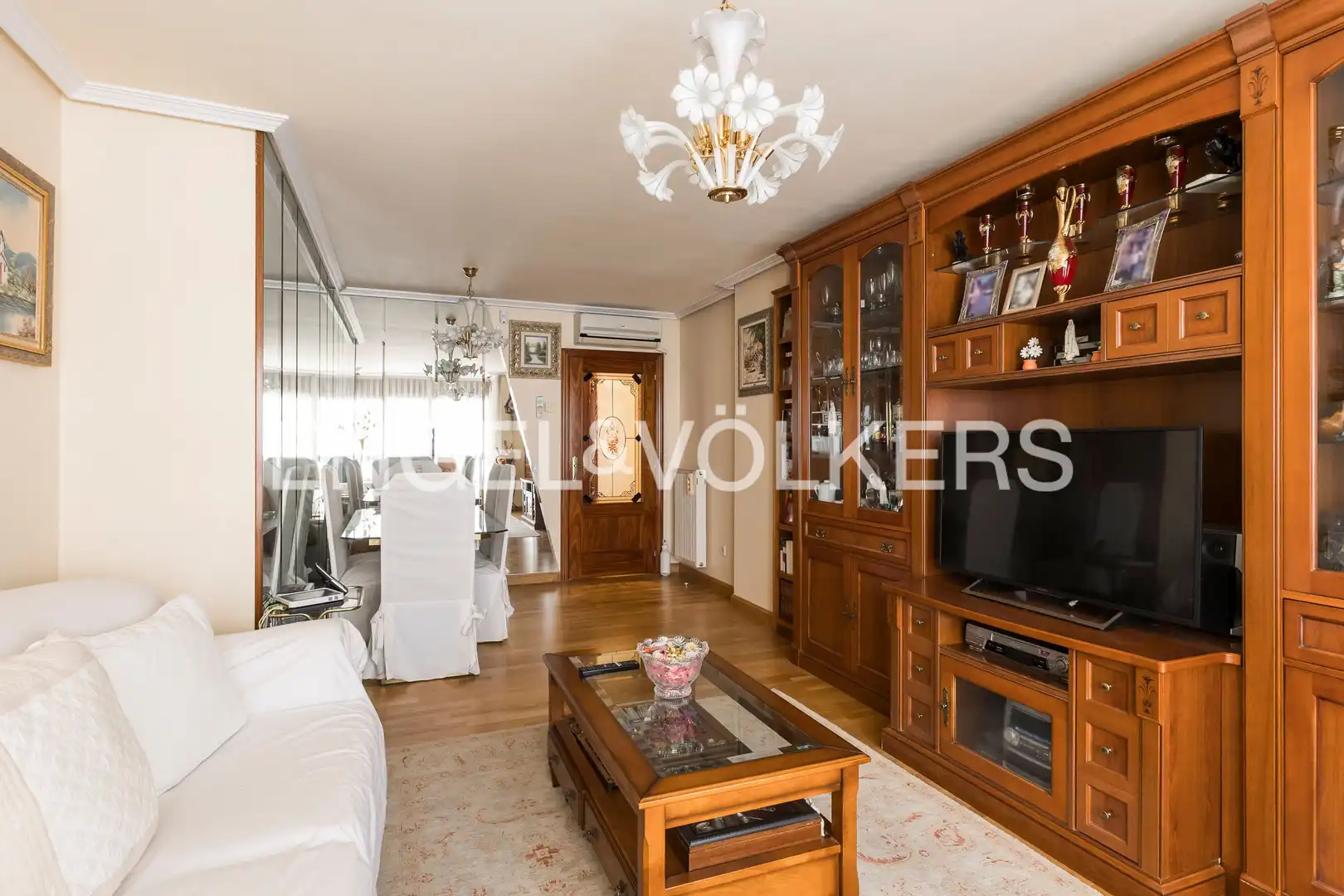 Sala d'estar de Pis de lloguer en Madrid amb Aire condicionat, Calefacció i Jardí privat