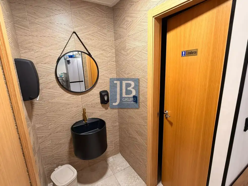 Business premises for transfer in Carrer Pintor Perales, imagen 9