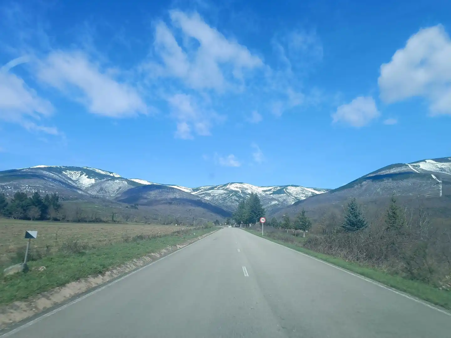 Vista exterior de Terreno en venta en Noceda del Bierzo
