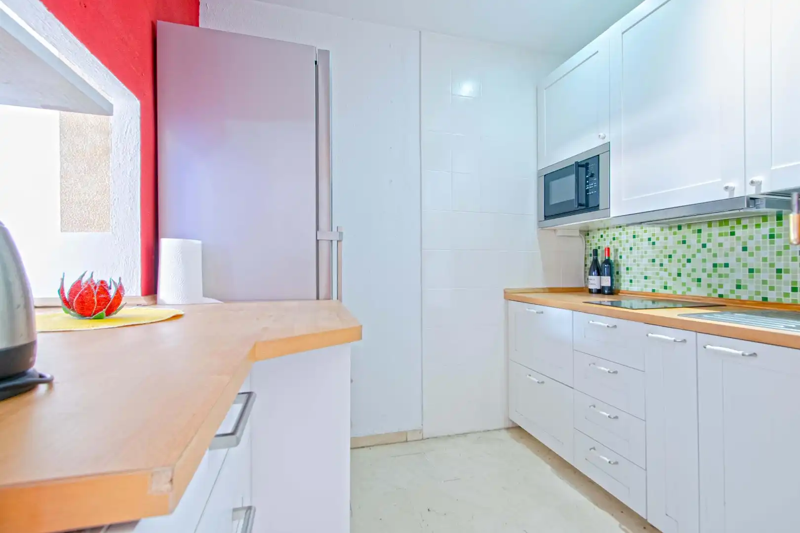 Kitchen of Flat for sale in Sevilla  with Air Conditioner, Terrace and Storage room