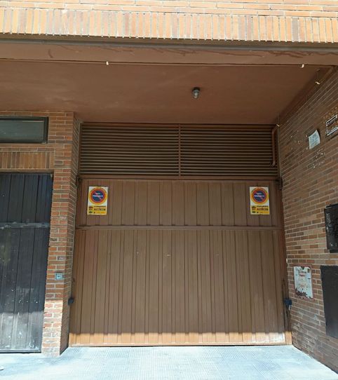 Foto 2 de Garaje en venta en Calle Los Alpes, 14, Zona Renfe, Alcorcón