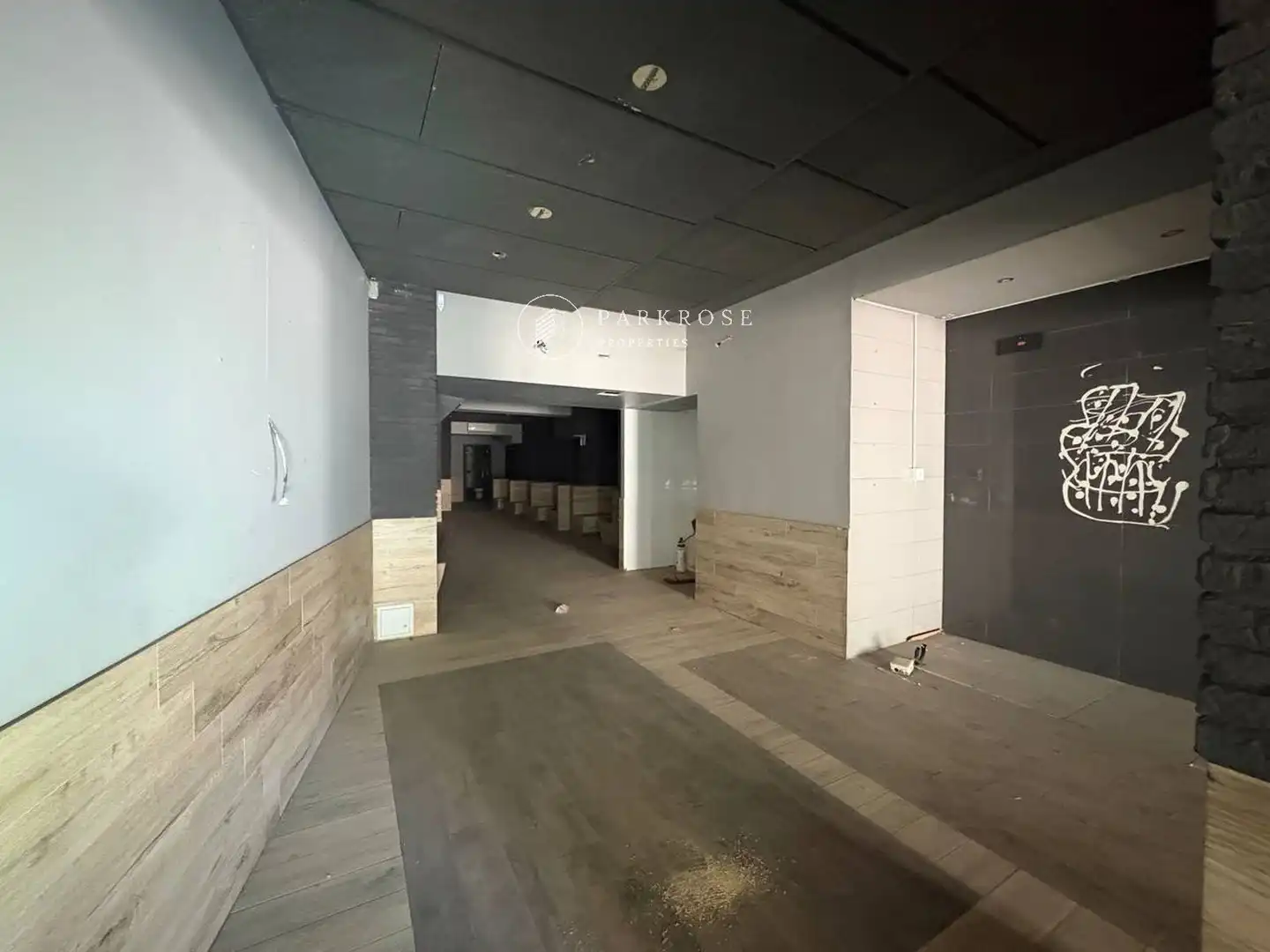 Local comercial de lloguer a Viladomat, imagen 9
