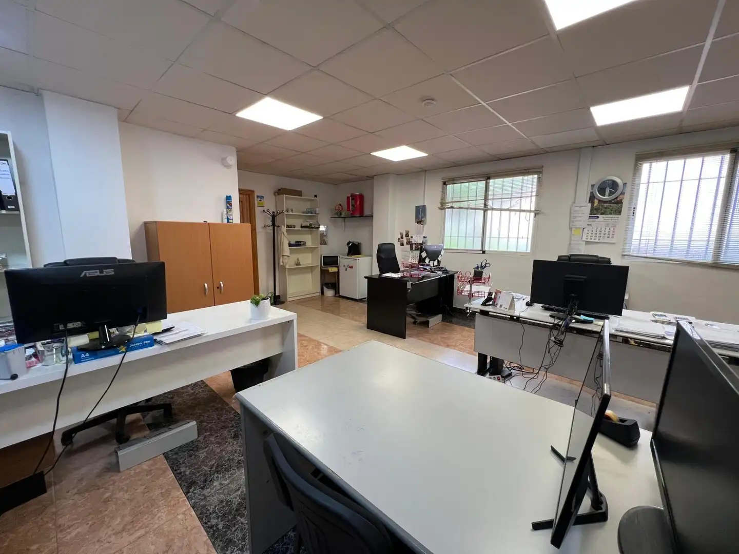 Commercial properties for sale in Maracena  with Air Conditioner and Furnished