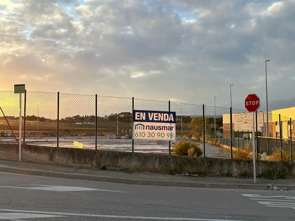 Terreny industrial en venda en Sant Fruitós de Bages