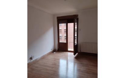 Bedroom of Flat for sale in Bilbao 