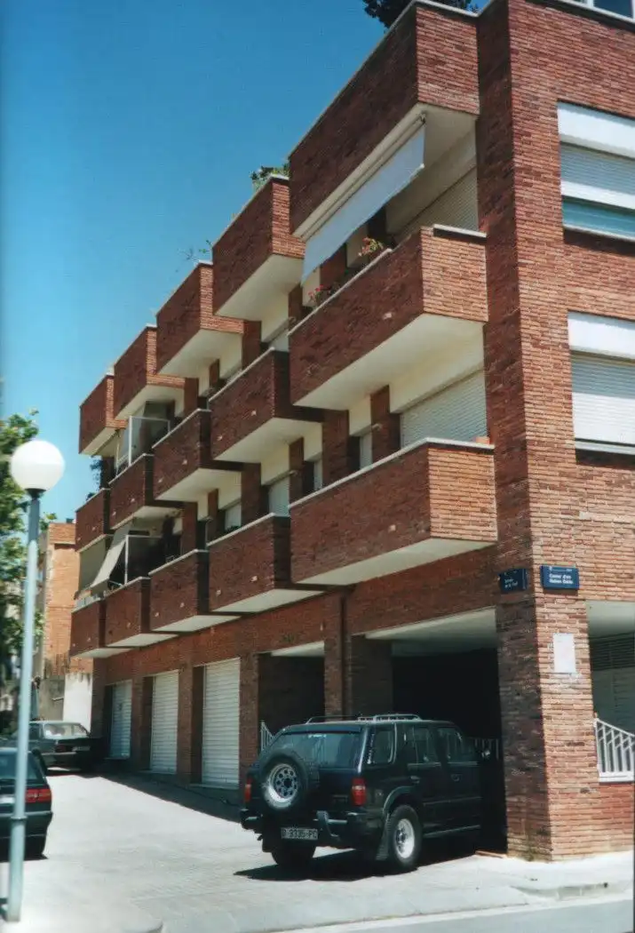 Exterior view of Commercial properties for rent in Badalona