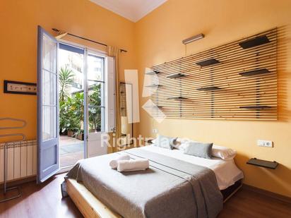 Dormitori de Apartament de lloguer en  Barcelona Capital amb Aire condicionat i Terrassa