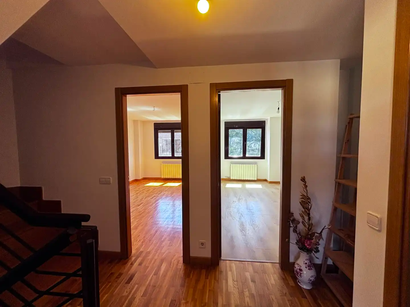 Wohnzimmer von Einfamilien-Reihenhaus zum Verkauf in Burgos mit Heizung, Terrasse und Abstellraum